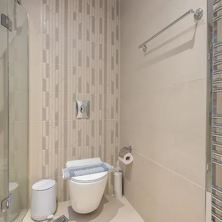 Stylish Urban Apartment Athen
