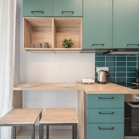 Stylish Urban Apartment *