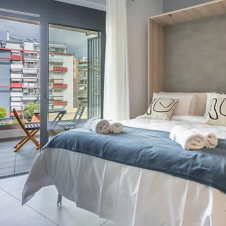 Stylish Urban Apartment *